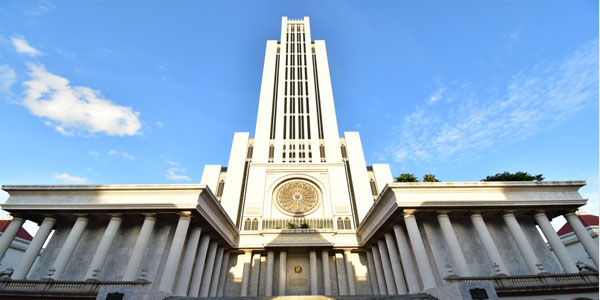 THE CATHEDRAL OF LEARNING